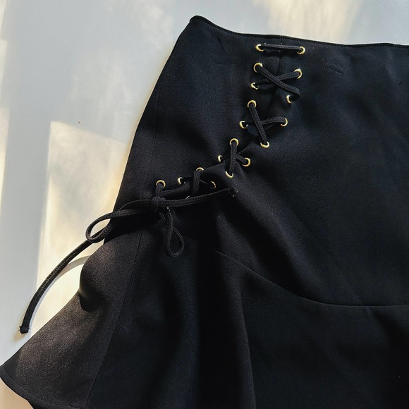 Y2K Express Black Skirt with Lace up Detail - Picture 2 of 4